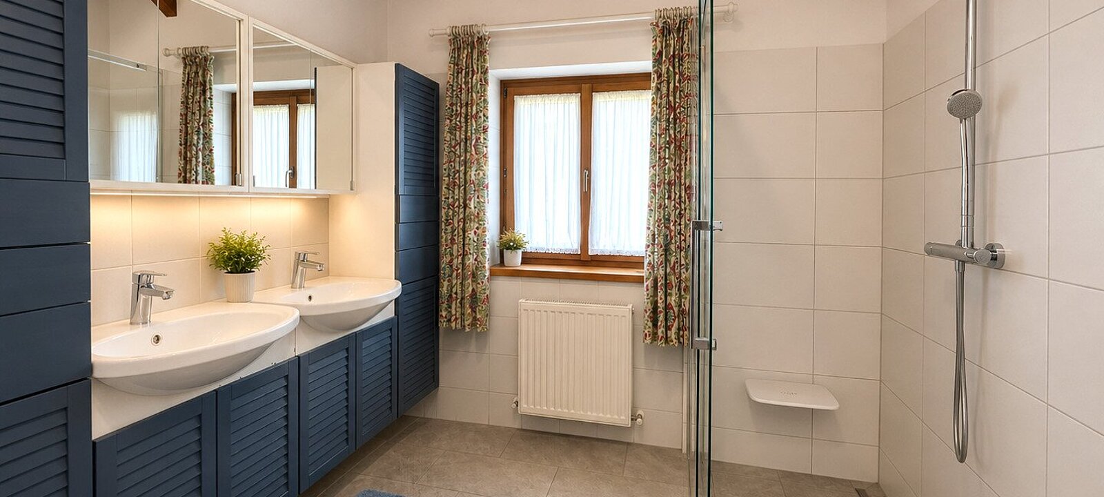 Badezimmer Obergeschoß