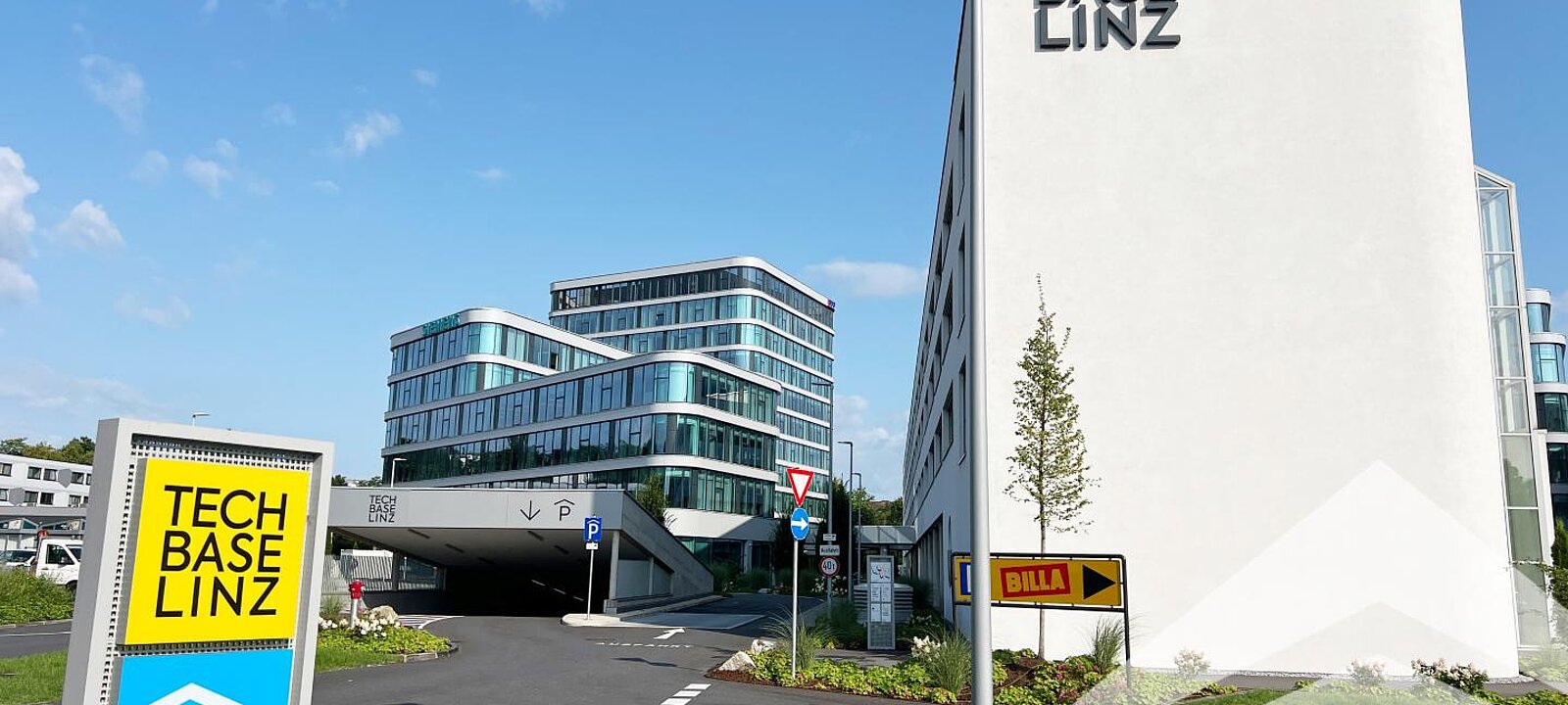 Ansicht BT 1 und TG Einfahrt