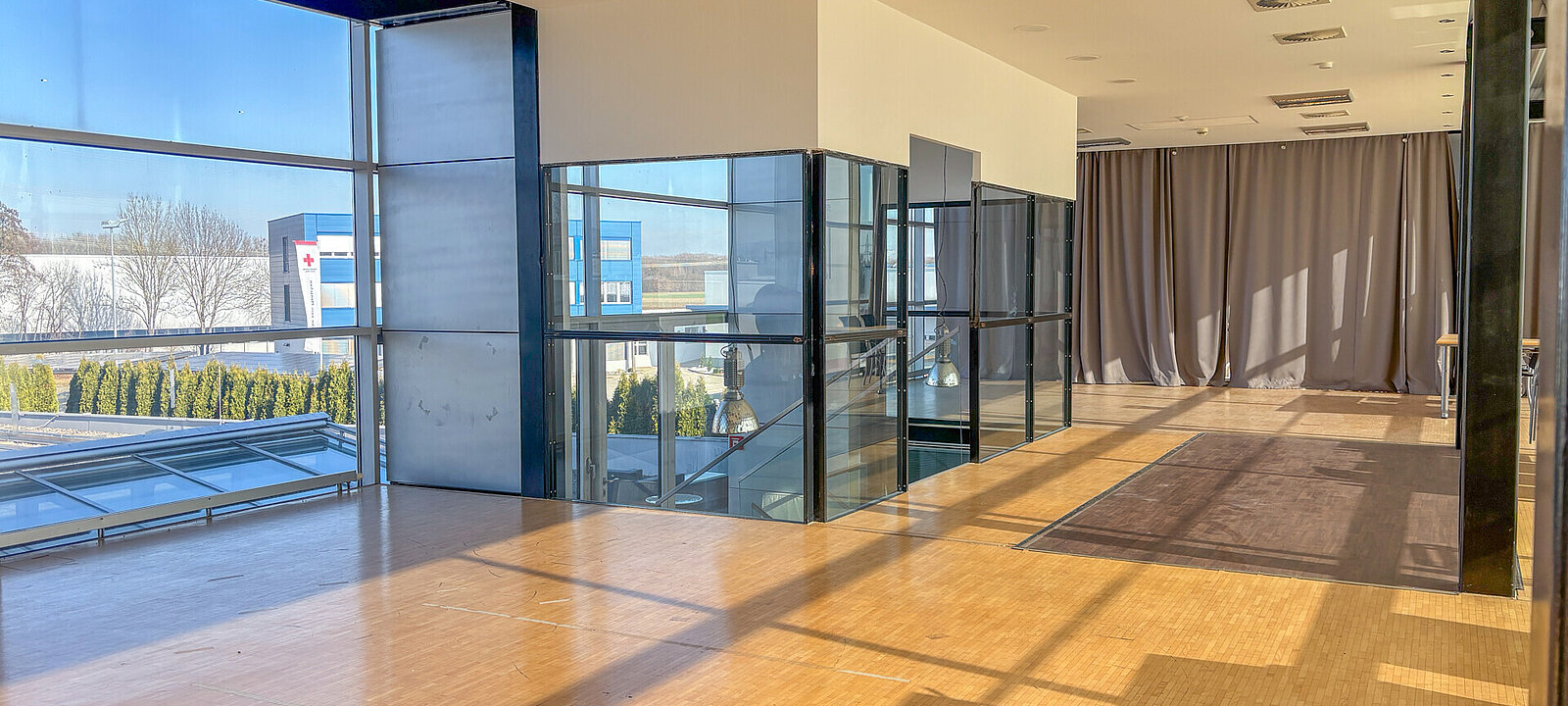 F6D50A21-825E-4C01-985B-B249743ED52A F6D50A21-825E-4C01-985B-B249743ED52A