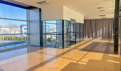 F6D50A21-825E-4C01-985B-B249743ED52A