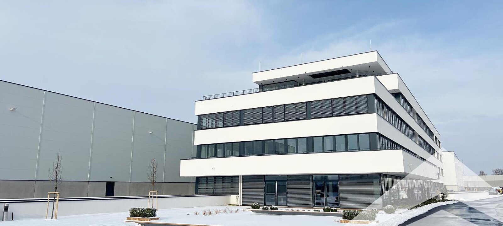 Bürohauptgebäude Bürohauptgebäude