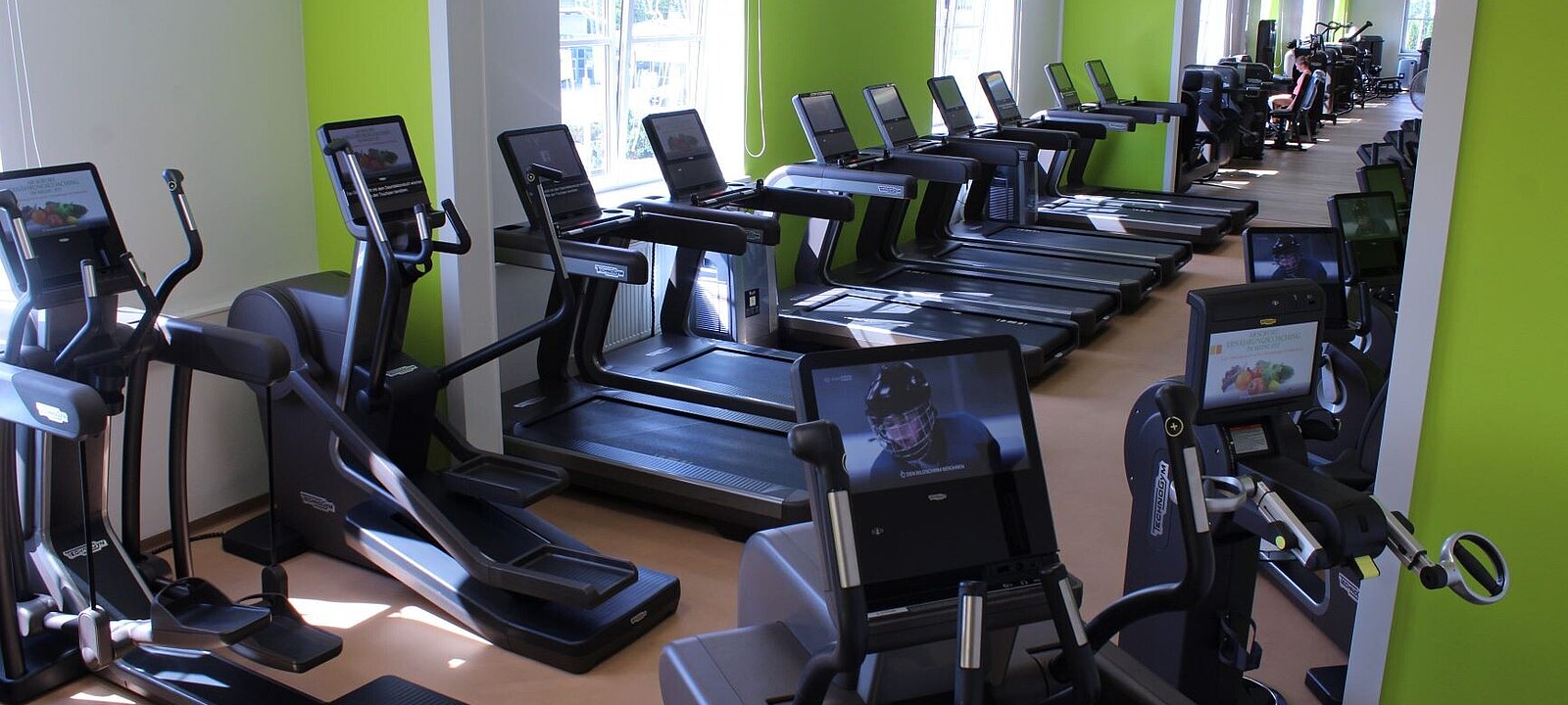Trainingsbereich 8 2OG