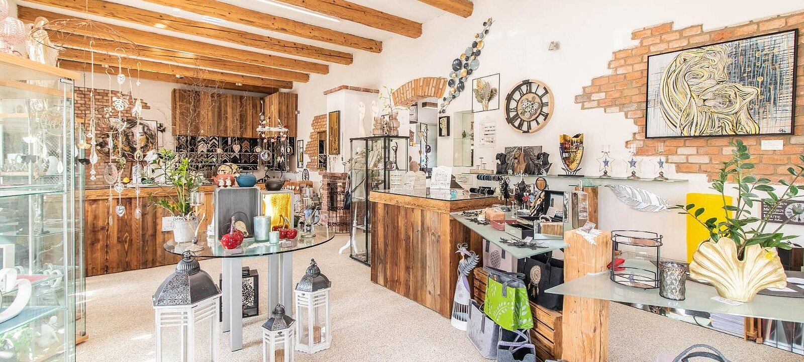 rund 120 m² für individuelle Gestaltungskonzepte rund 120 m² für individuelle Gestaltungskonzepte