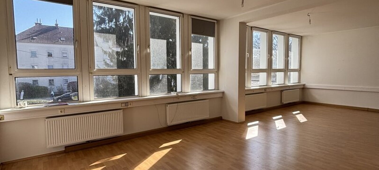 Büroraum Büroraum