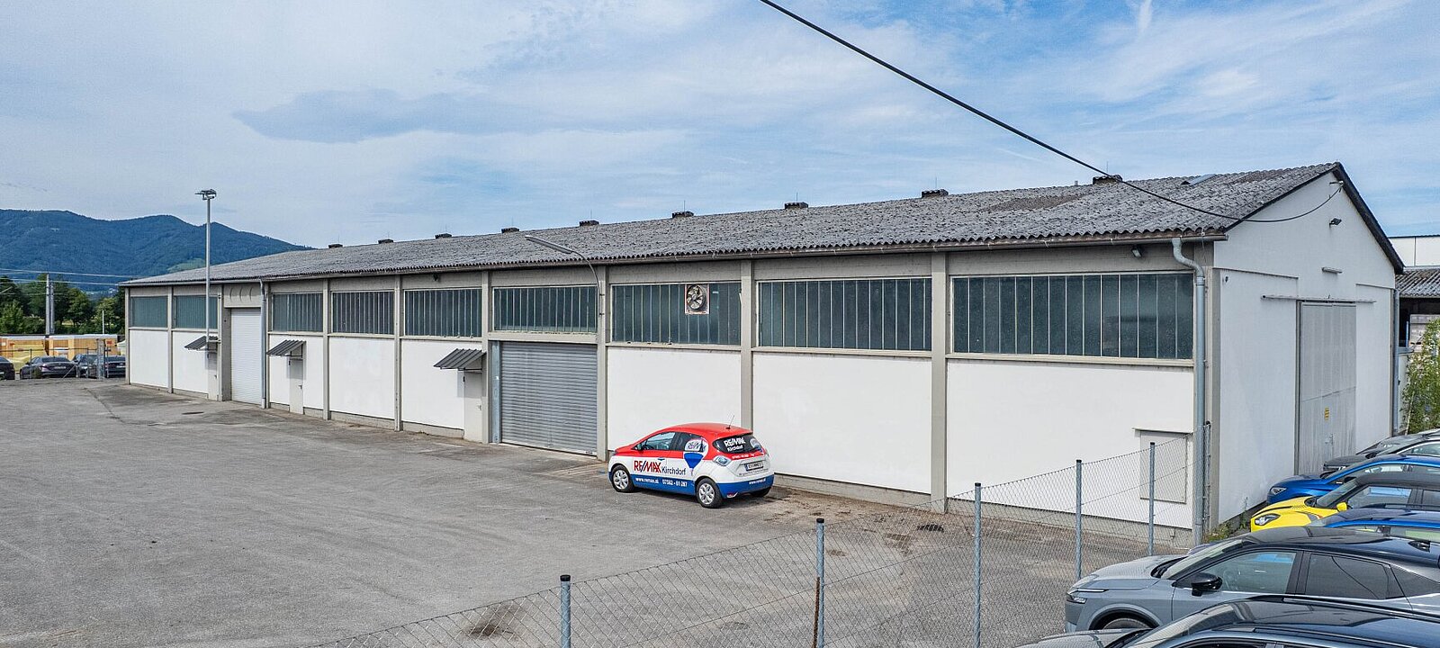 2.450 m² Grundstücksfläche 2.450 m² Grundstücksfläche