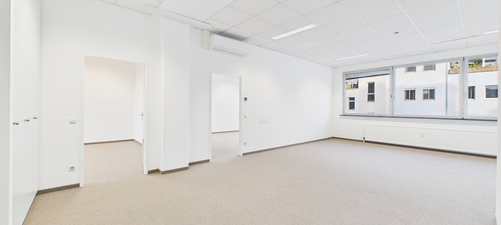 CAM02078G0-PR0089-STILL012