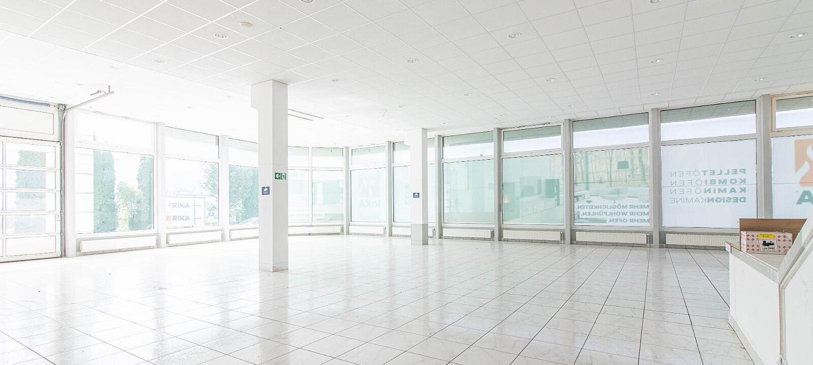 auf einem Grundstück von rund 6.303 m² auf einem Grundstück von rund 6.303 m²
