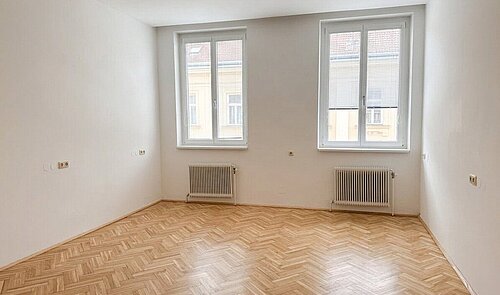 Büro 1