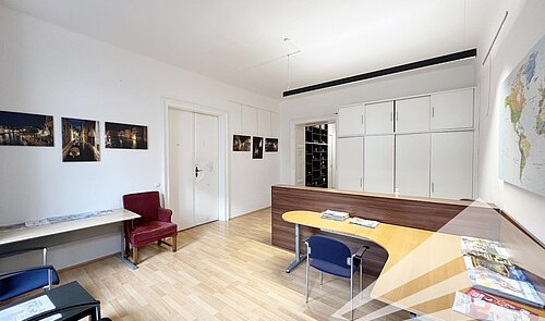 Warteraum mit Teeküche