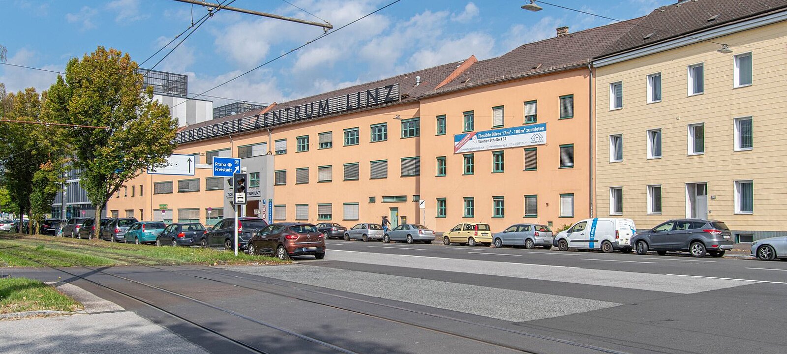 Außenansicht - straßenseitig Außenansicht - straßenseitig