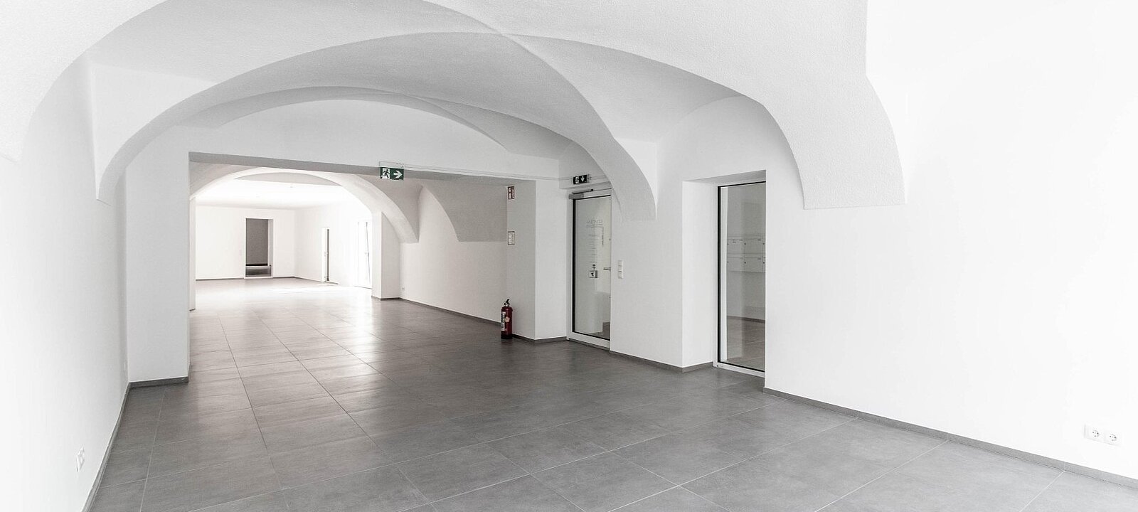 imposante Atmosphäre im Gewölberaum imposante Atmosphäre im Gewölberaum