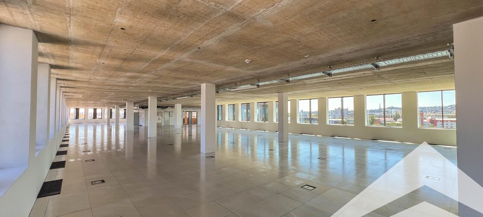 Büro mit Doppelboden