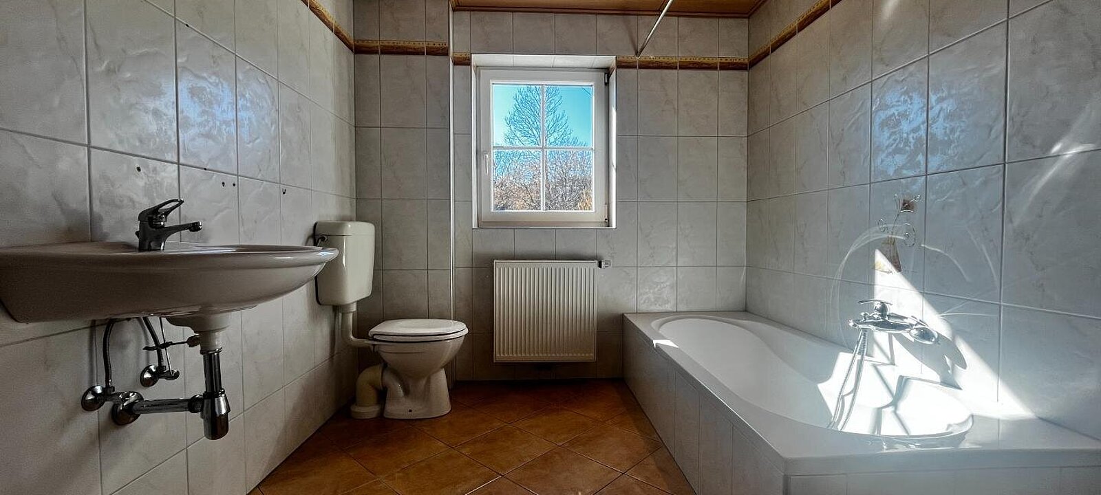 12_Bad OG Haus 12_Bad OG Haus