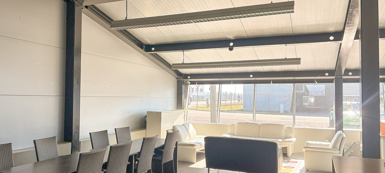 18C90922-167A-4CFF-B3D8-A0E090BB6053 18C90922-167A-4CFF-B3D8-A0E090BB6053