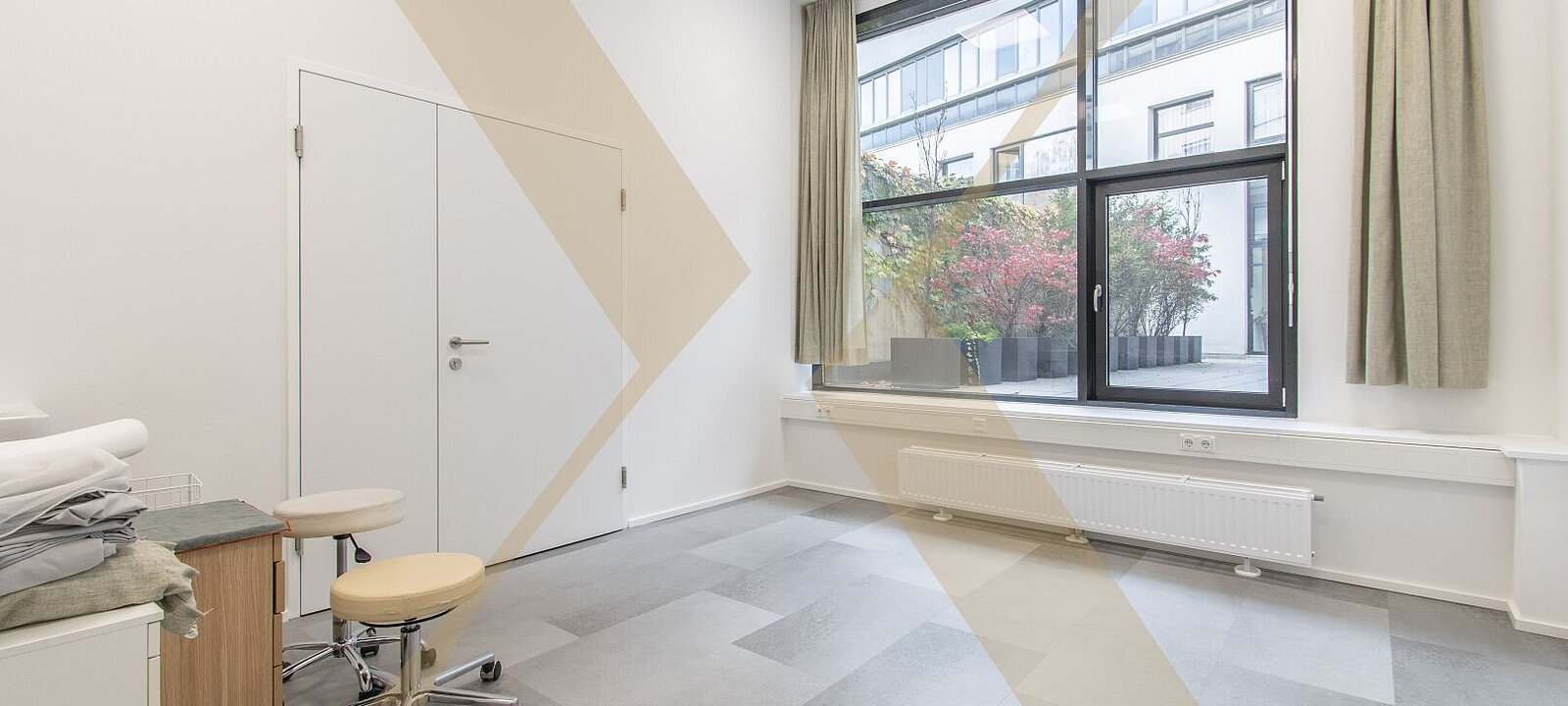 Büro/Praxis I
