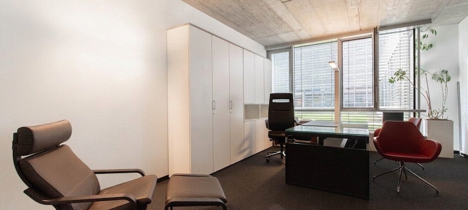 Büro IV