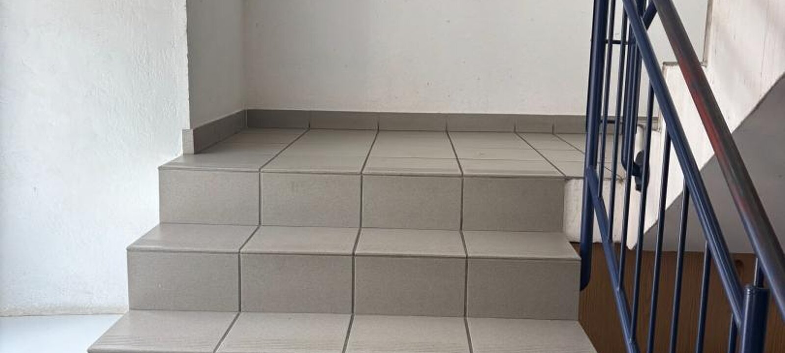 8_Treppenhaus 8_Treppenhaus