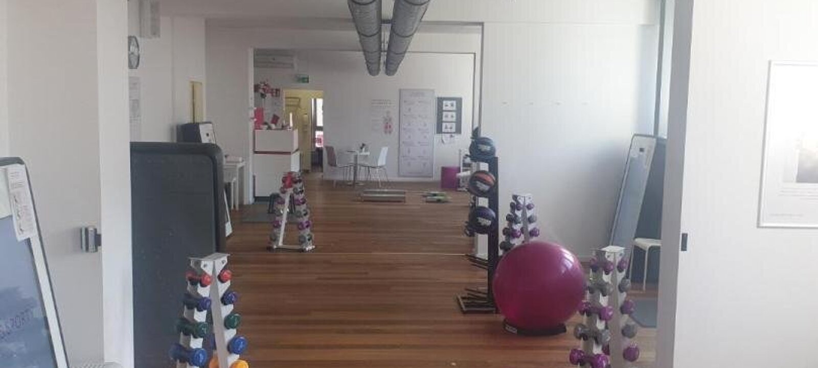 Trainingsraum (2) Trainingsraum (2)