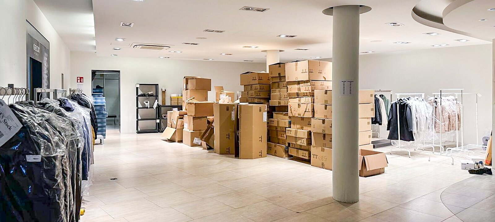 1.OG - derzeit Nutzung als Lager