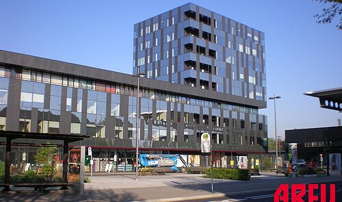 MediaService