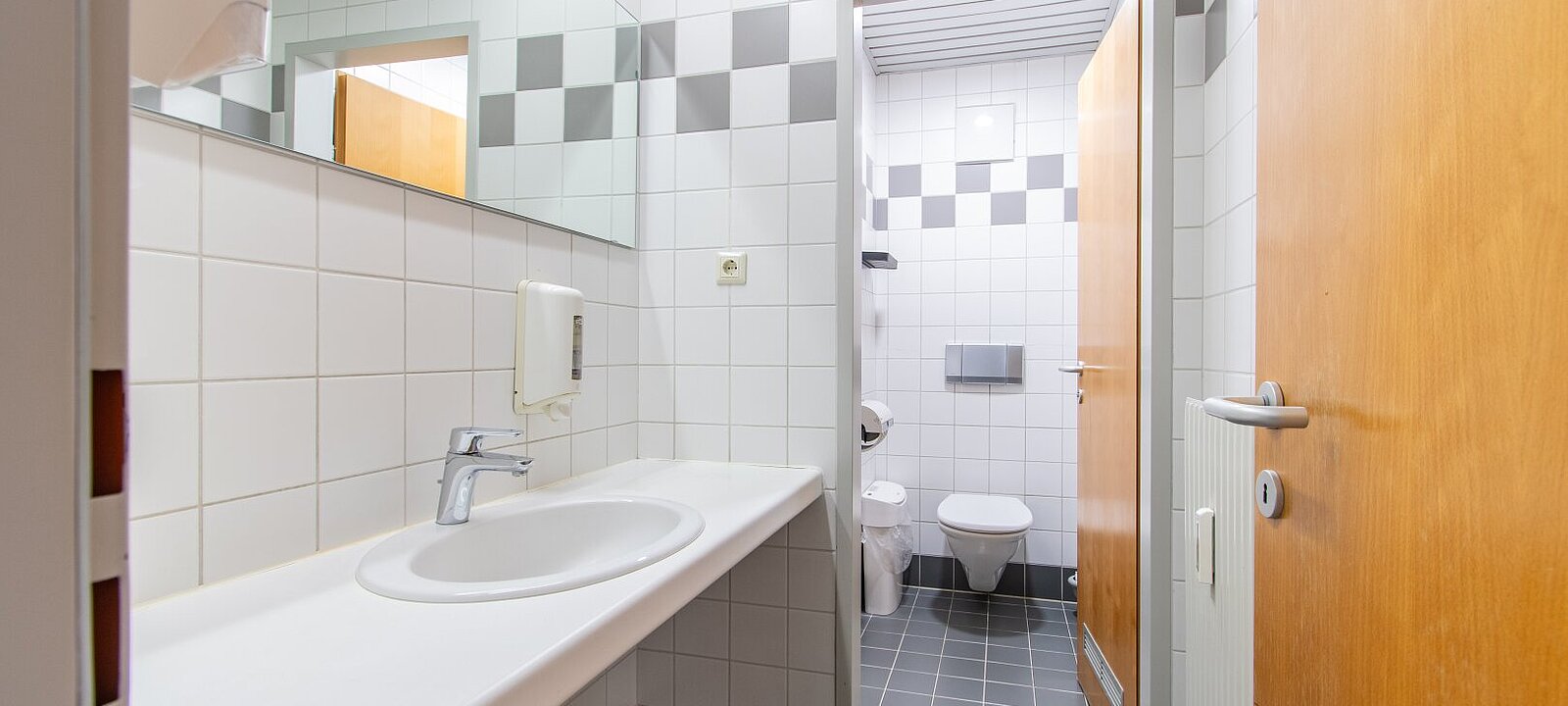 WC Damen WC Damen