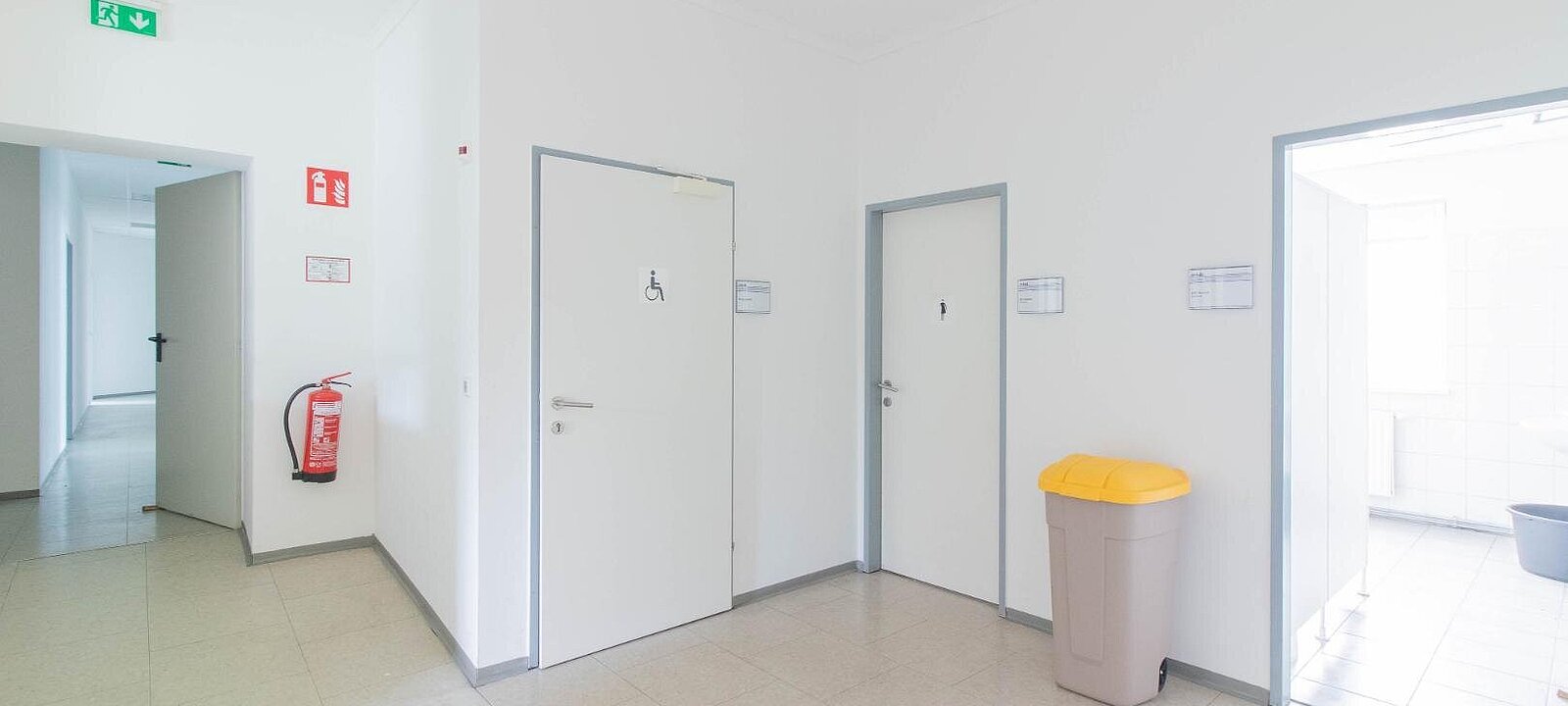und Sanitäranlagen