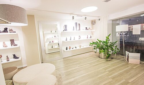 Geschaft-Innenansicht-03-Beispielfoto