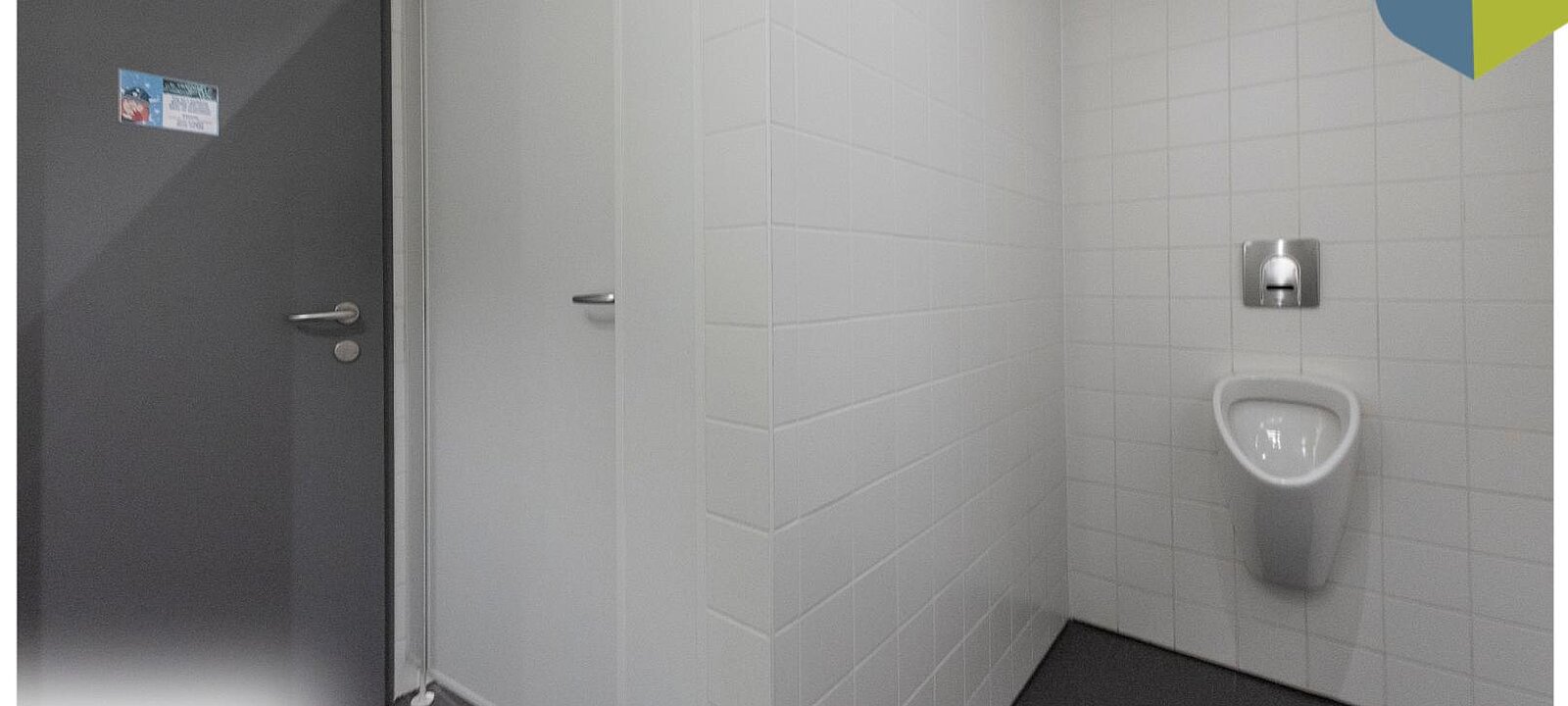 WC WC