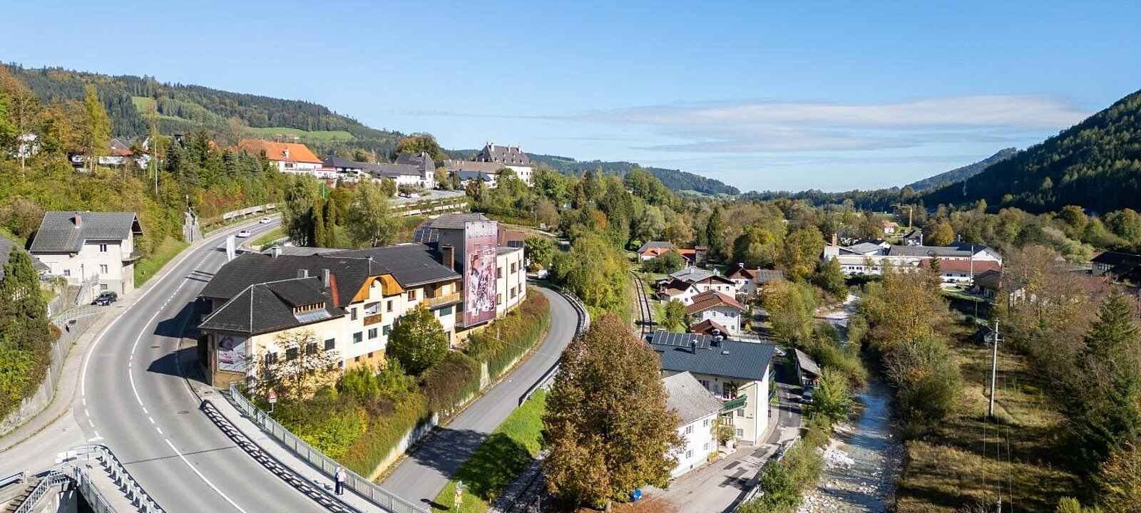 gute VERKEHRSANBINDUNG
