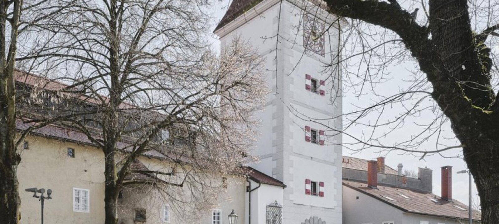 250406-08_wels_haus-am-stadtturm_Außenansicht