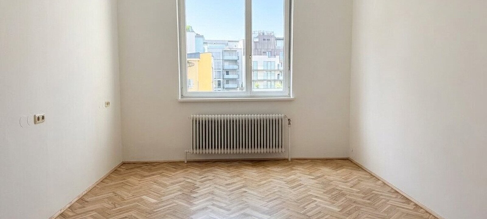 Durchgang zu Büro 2 Durchgang zu Büro 2