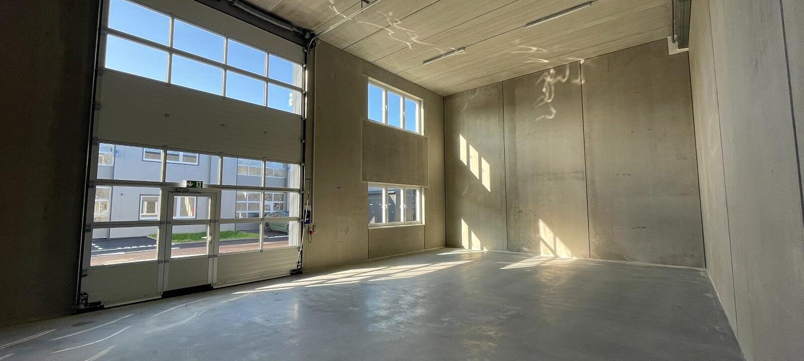 Innenansicht Top 13a