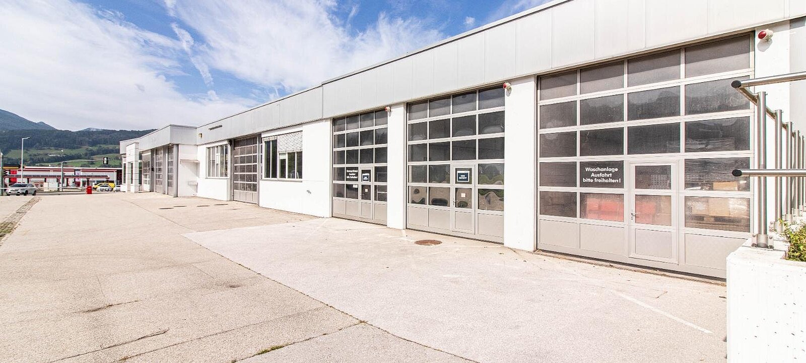 Gesamtnutzfläche von ca. 1.135 m² Gesamtnutzfläche von ca. 1.135 m²