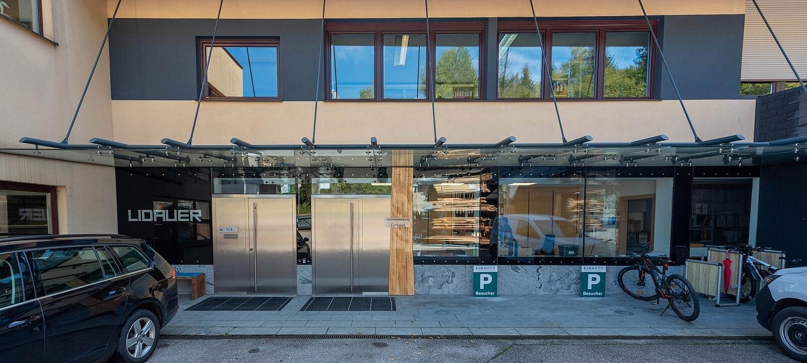 modernes Bürogebäude