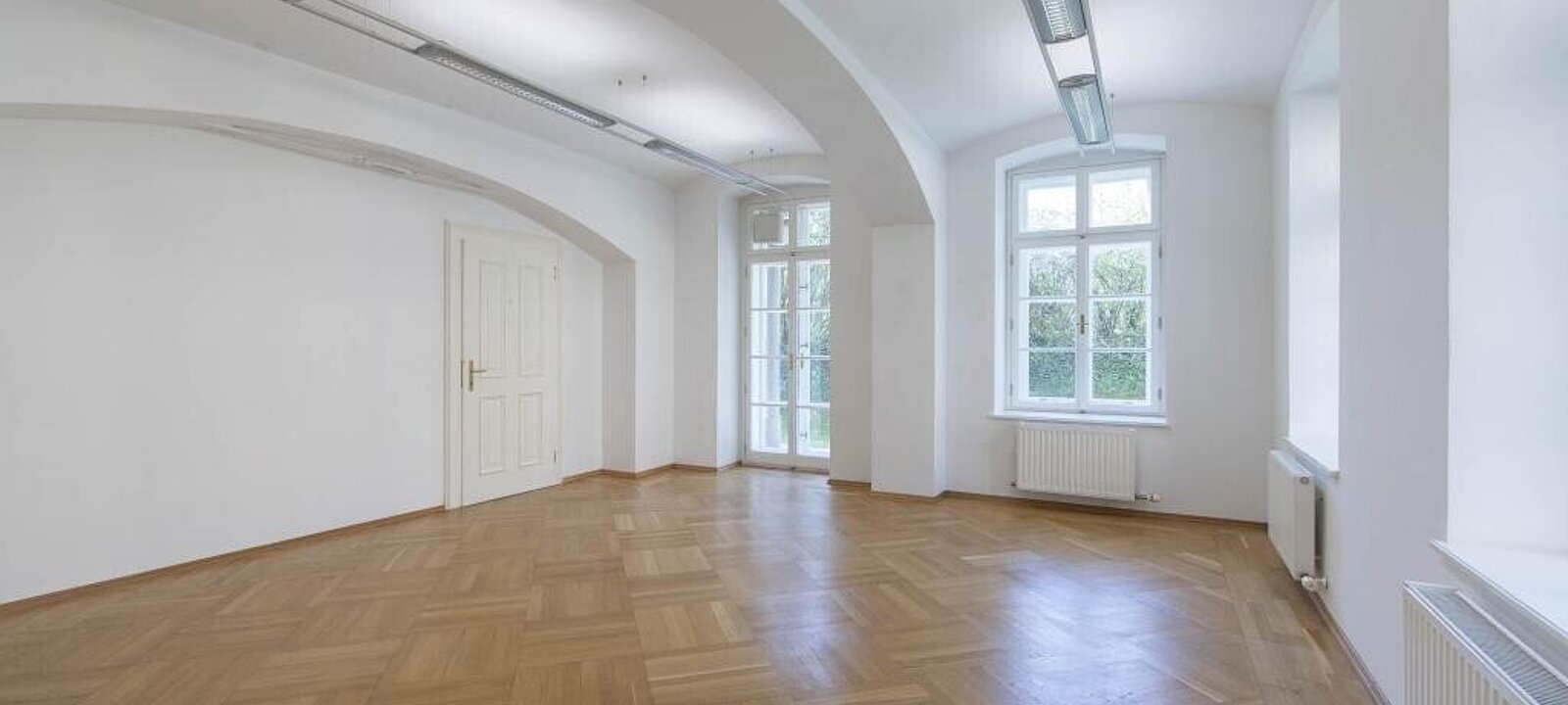 Büro 3 mit Terrasse & Garten
