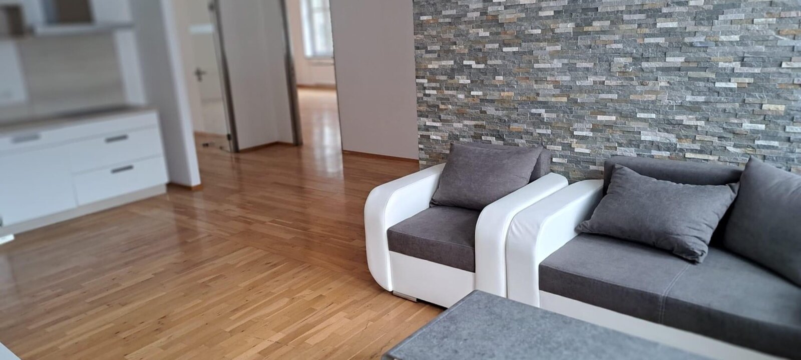 Empfangsbereich Büro