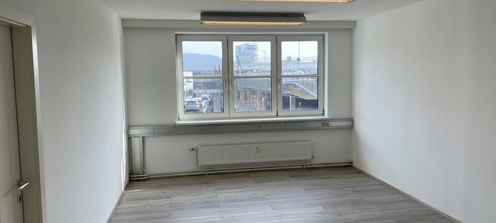 1-Zimmer Büro 1-Zimmer Büro