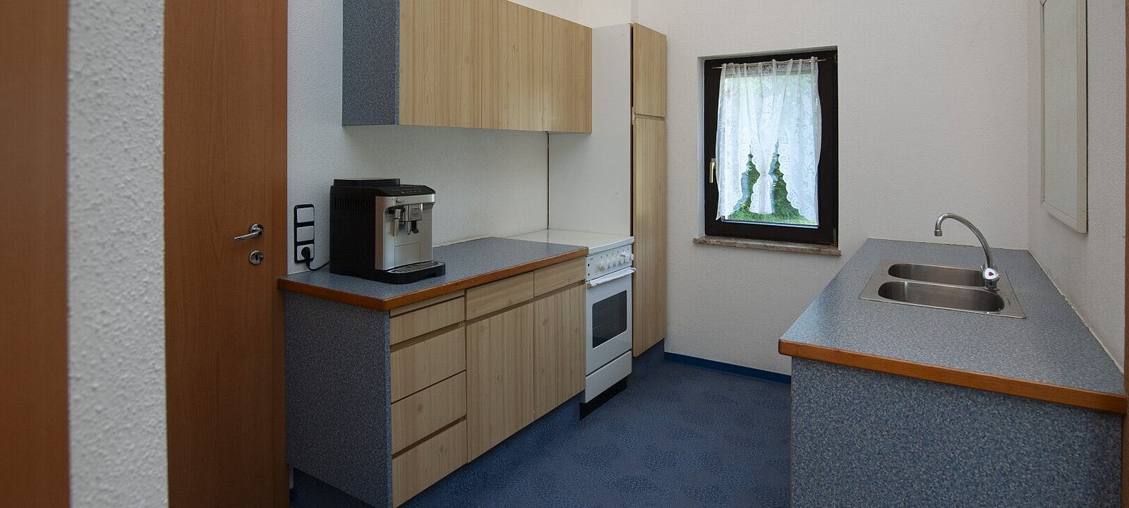 Küche OG Büro