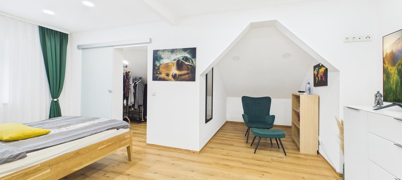 DG Schlafzimmer 2 DG Schlafzimmer 2