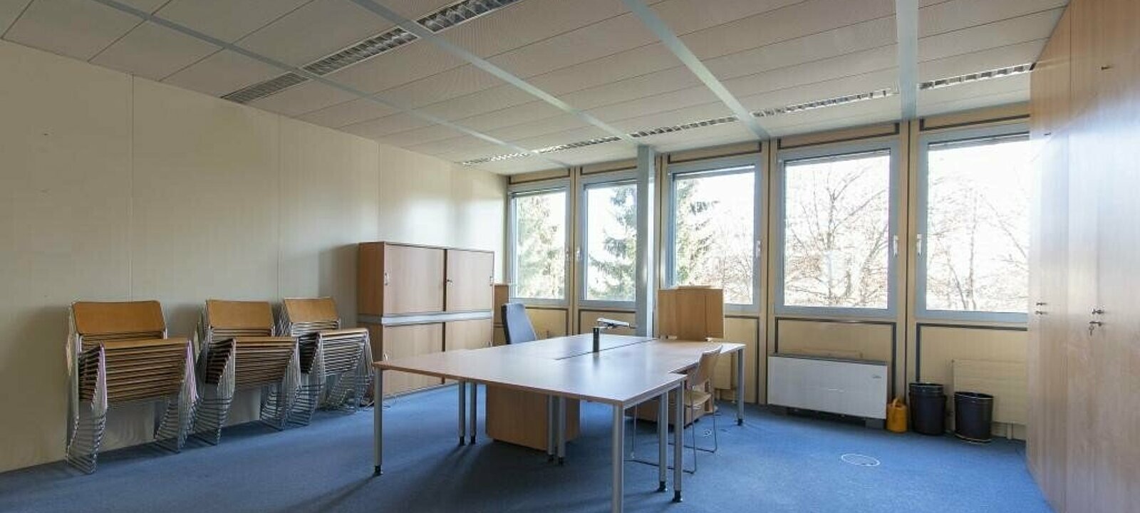 Büro 1