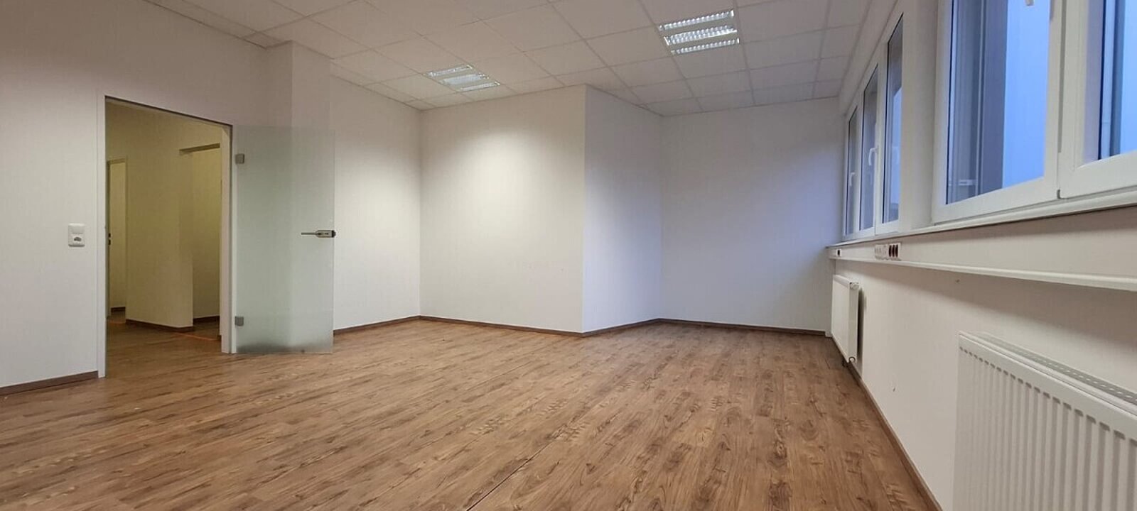 Büro 1