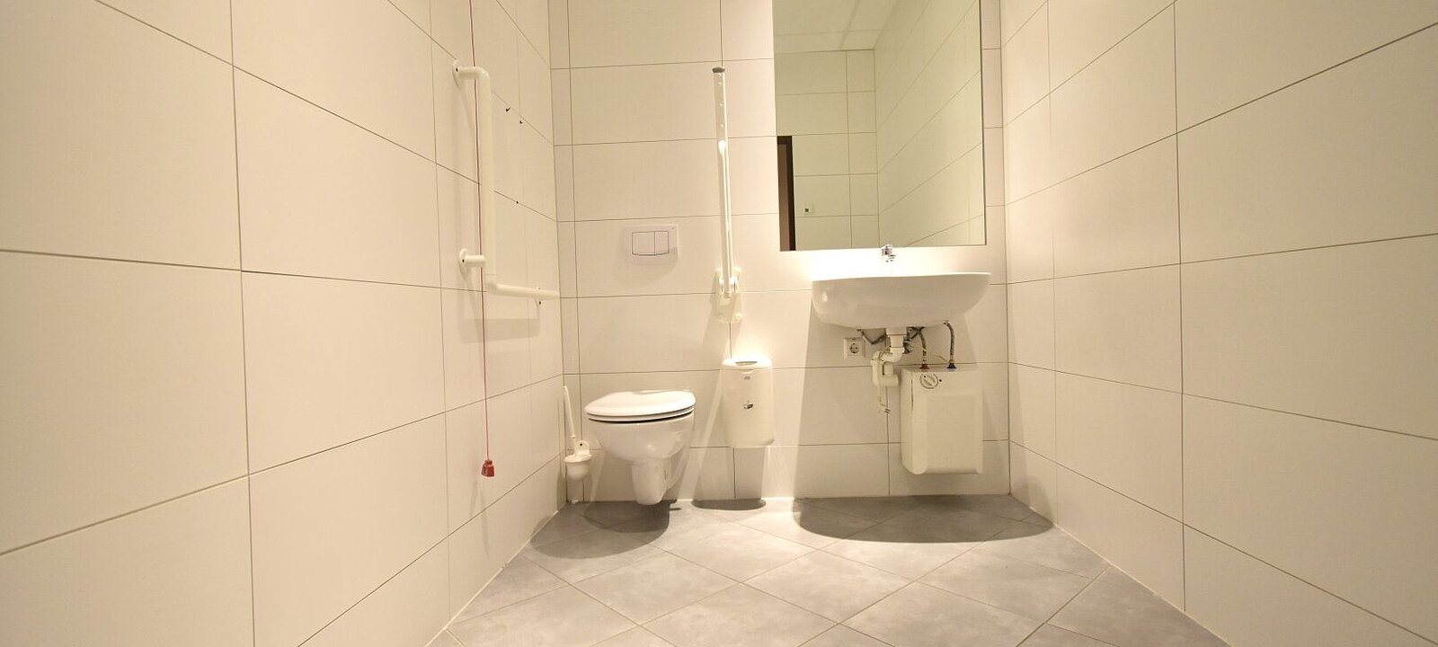 WC WC