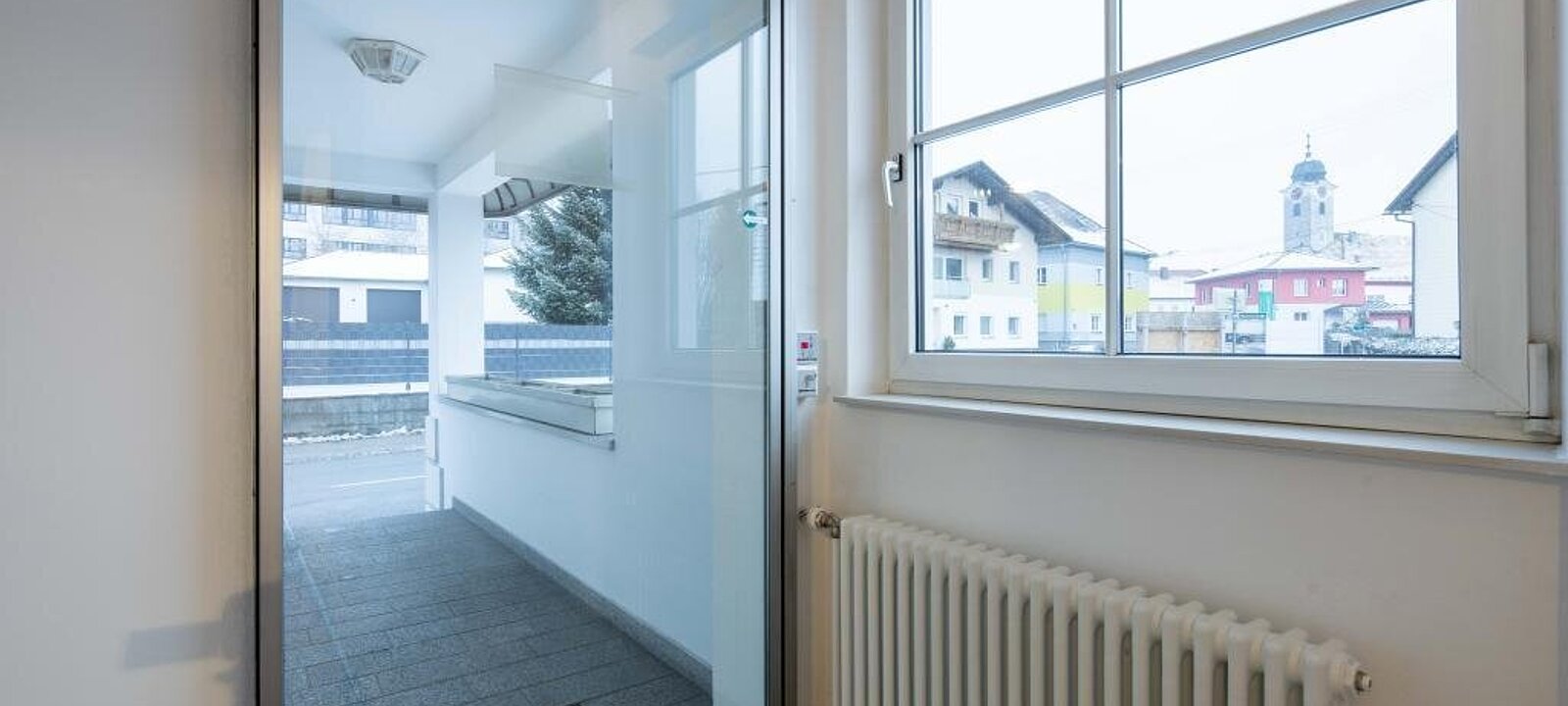 Nutzbar als Geschäft oder Salon Nutzbar als Geschäft oder Salon