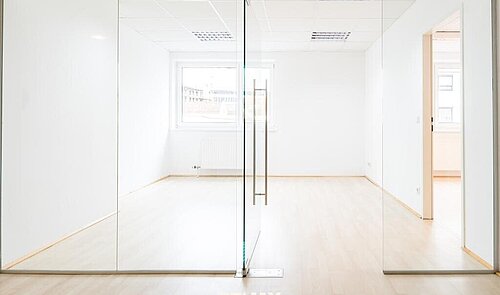 Bürofläche mit Glasfläche