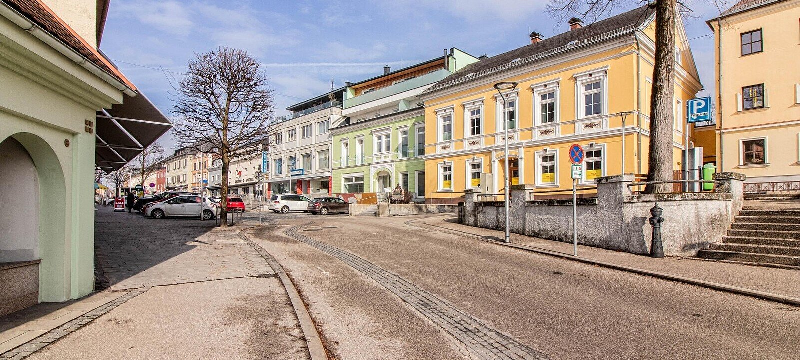 eine der ersten Adressen an der Stadteinfahrt