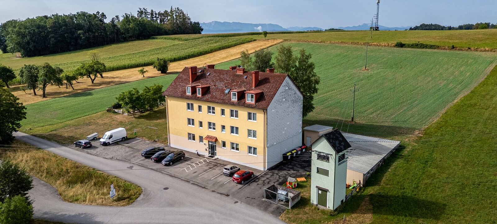 Zinshaus mit Parkpätze Zinshaus mit Parkpätze