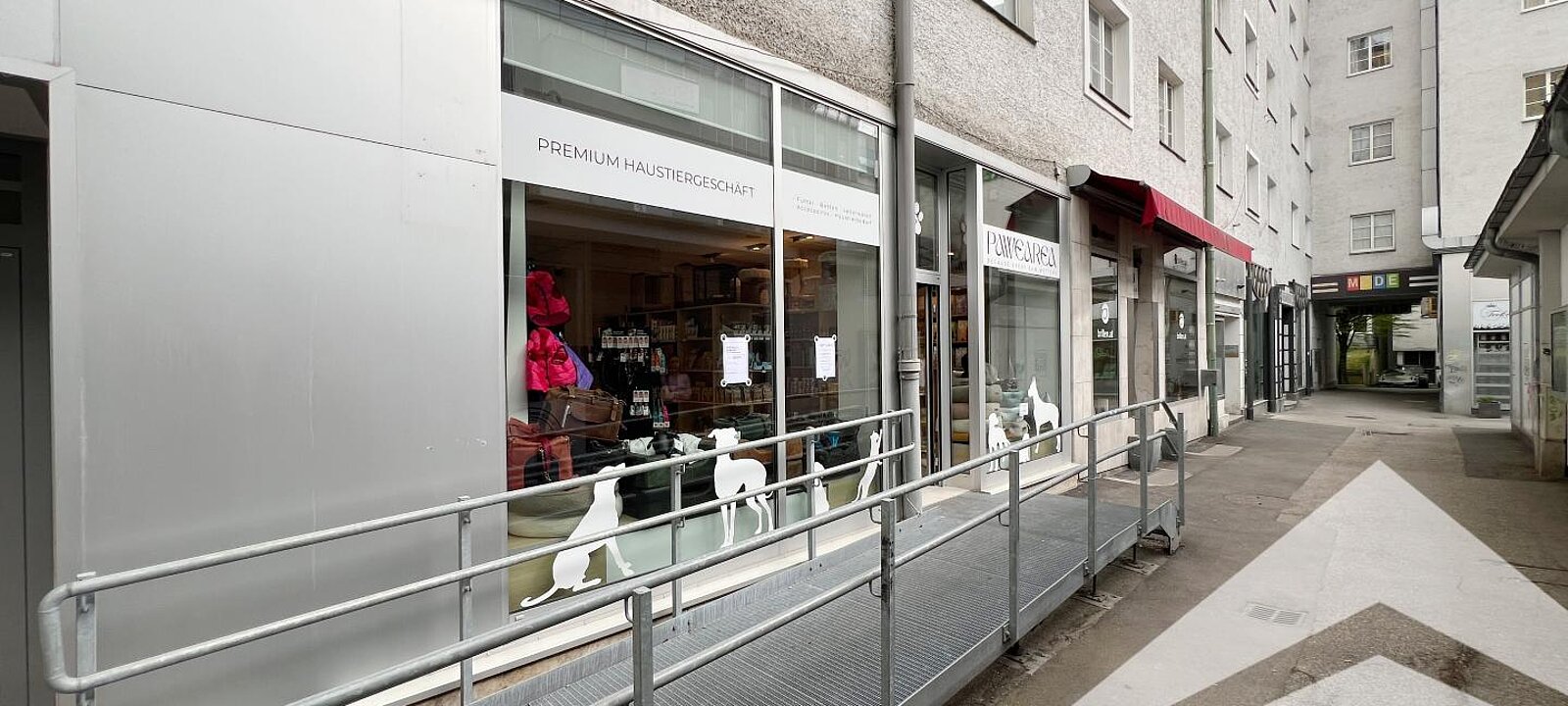 Außenaufnahme mit Rampe