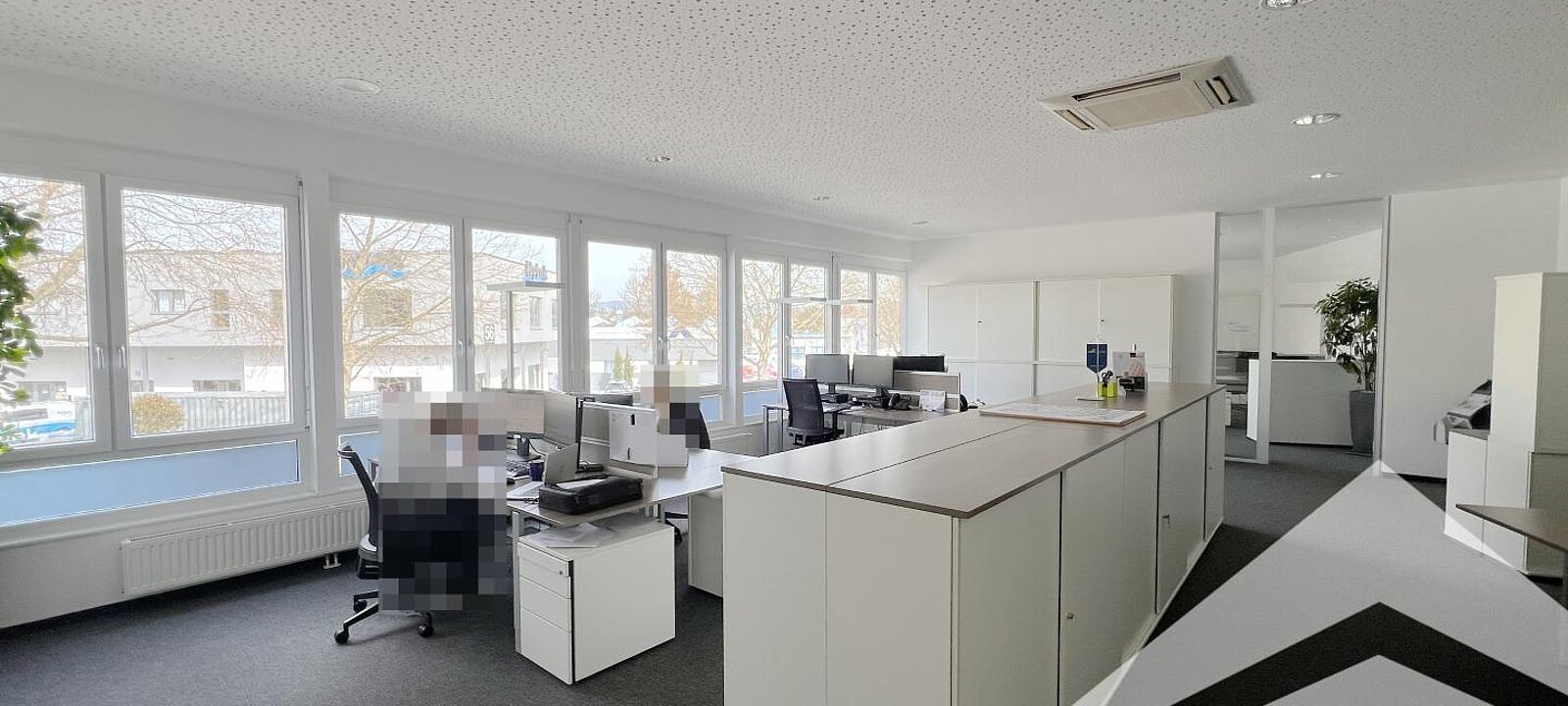 Großraumbüro offen