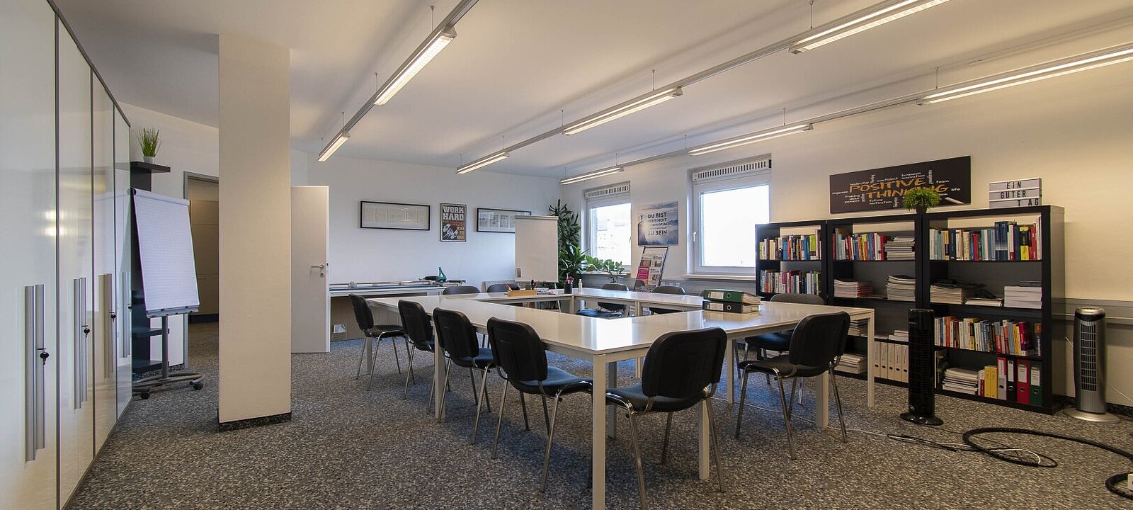 Besprechungszimmer (Top 1.4)