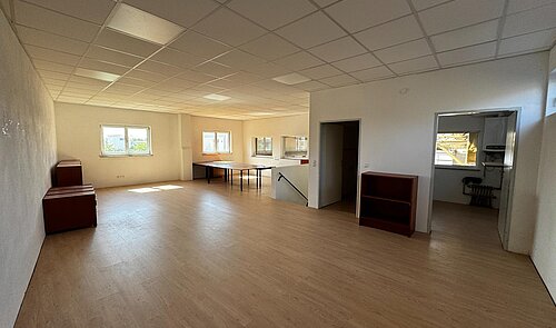 Büro 1